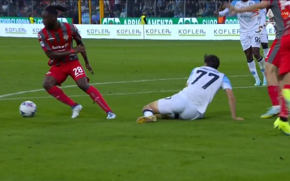 პენალტი გამოიმუშავა - ნაპოლი კვარას წყალობით დაწინაურდა